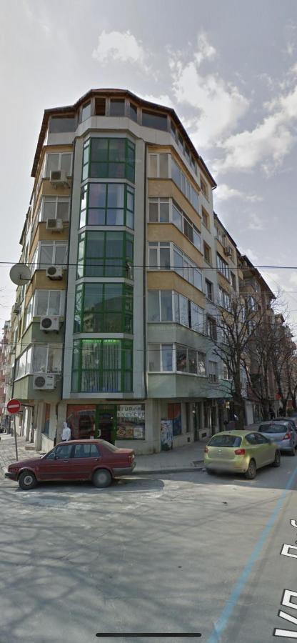 White Central Apartment Warna Exterior foto